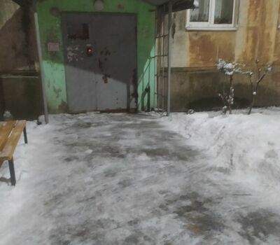 Очистка входных групп на МКД